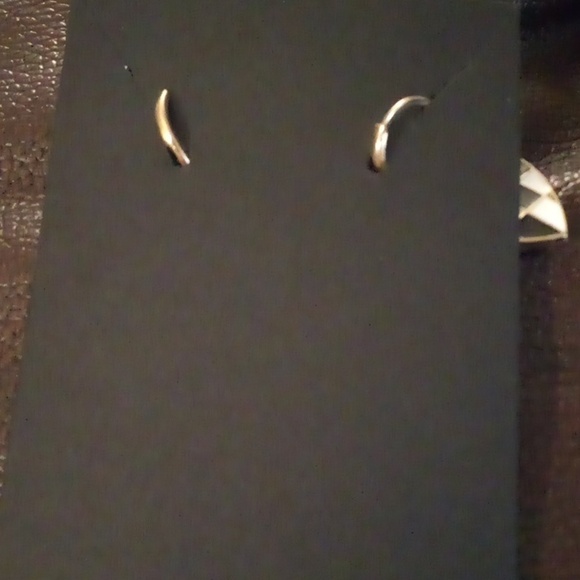 NWOT - Chessboard Heart Dangle Huggie Hoop Style Earrings - Picture 3 of 6